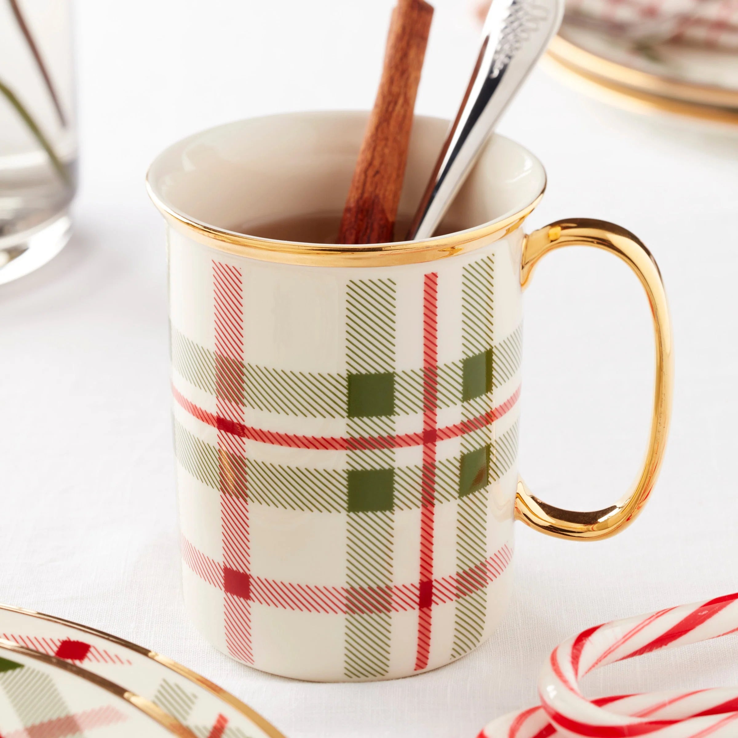 Set of 4 Holiday Plaid Mugs Z44059
