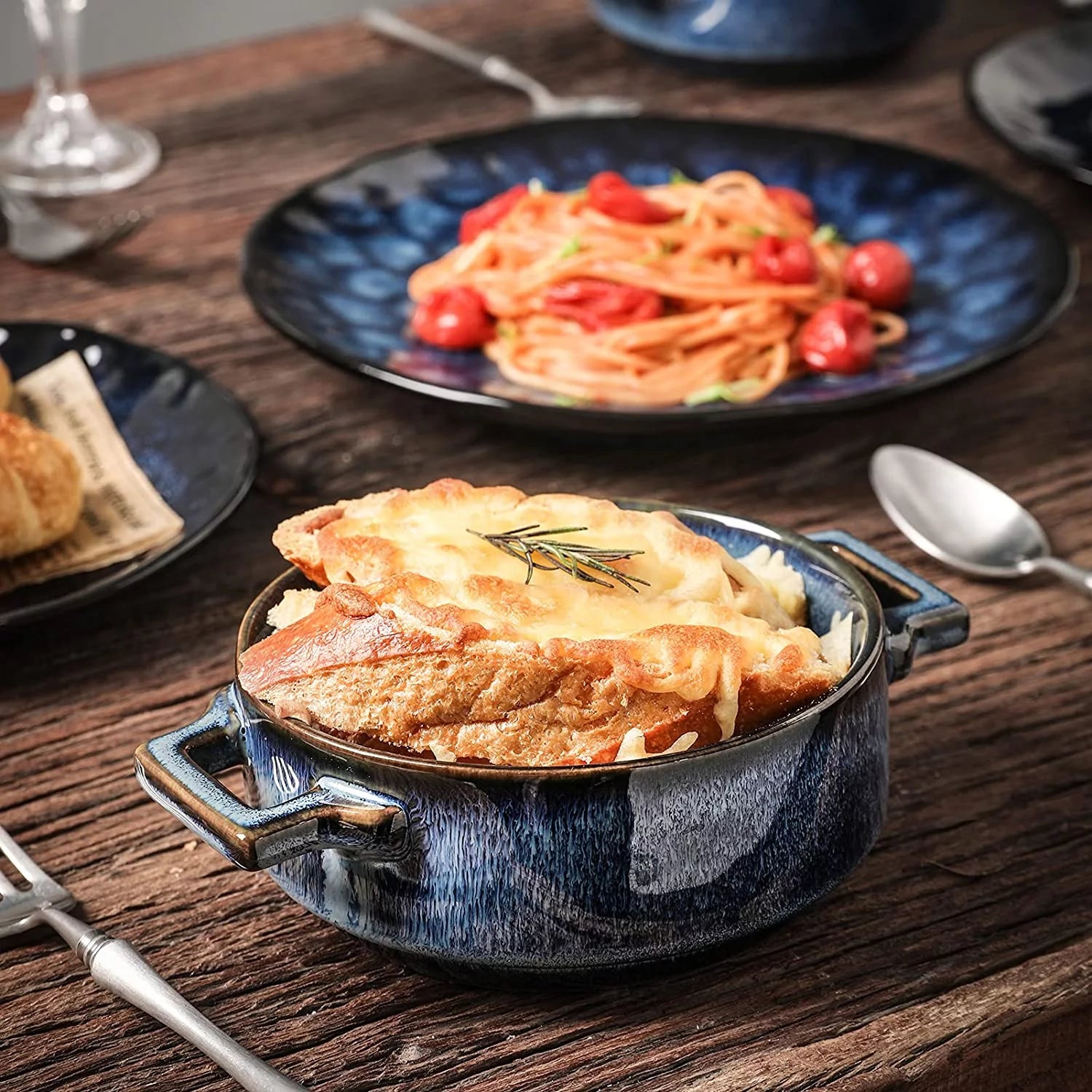 7-Piece Porcelain Blue Bakeware Set V419149