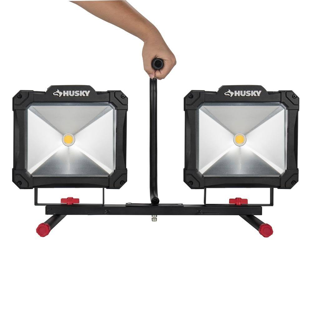 10,000-Lumen Twin-Head LED Work Light M649508