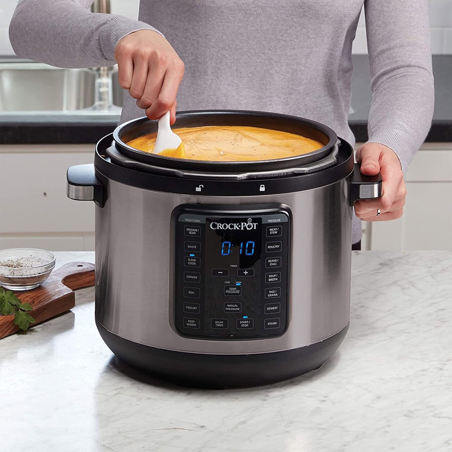 8-Quart Programmable Slow Cooker and Pressure Cooker, Black Stainless D476