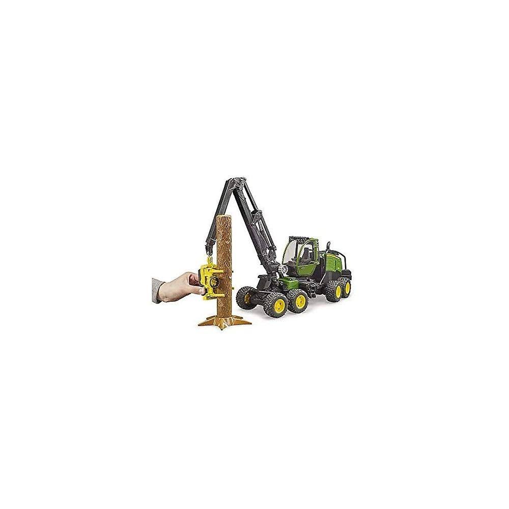 John Deere 1270g Harvester with Tree Trunk C1306