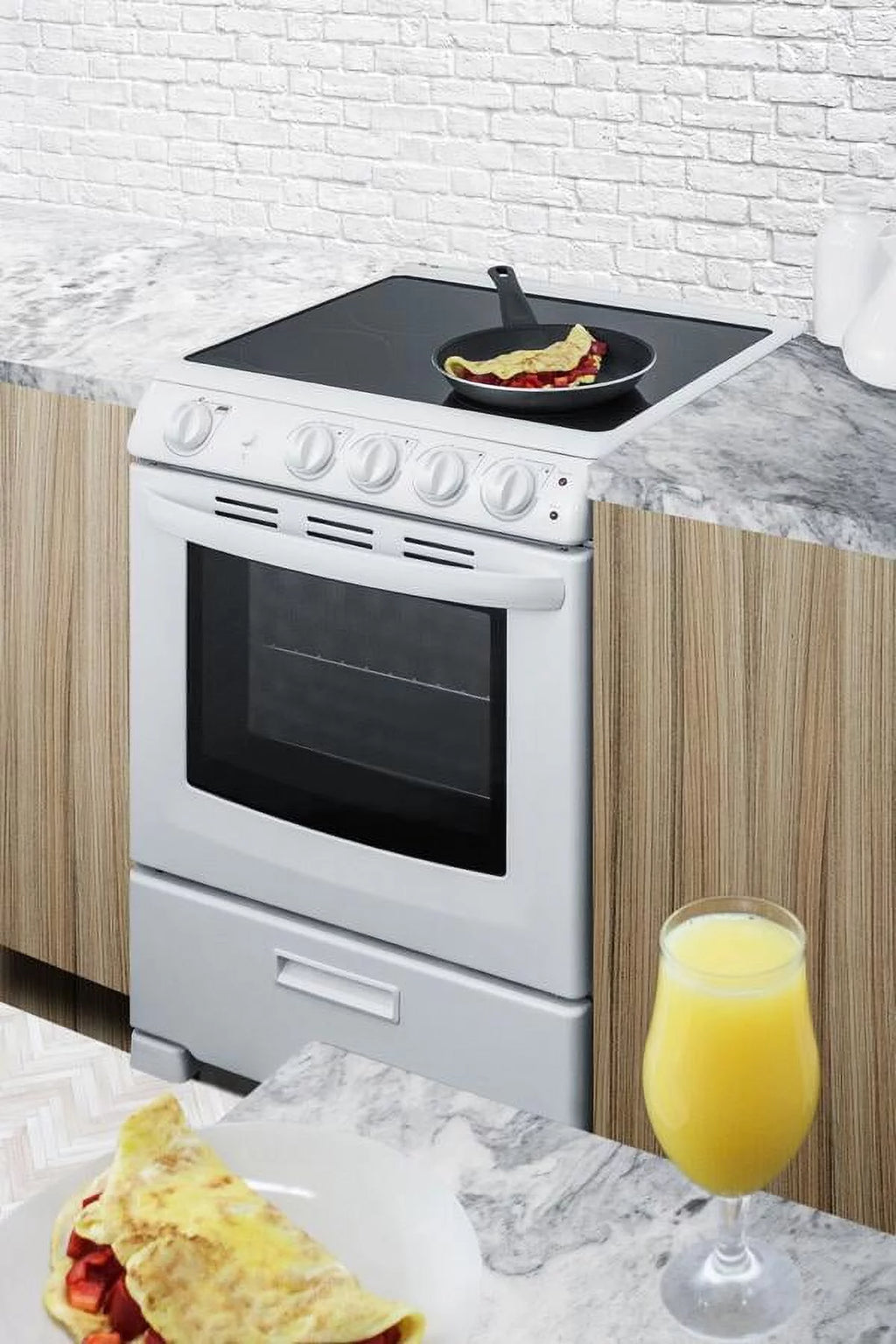 White Electric Smooth-Top Range K7774
