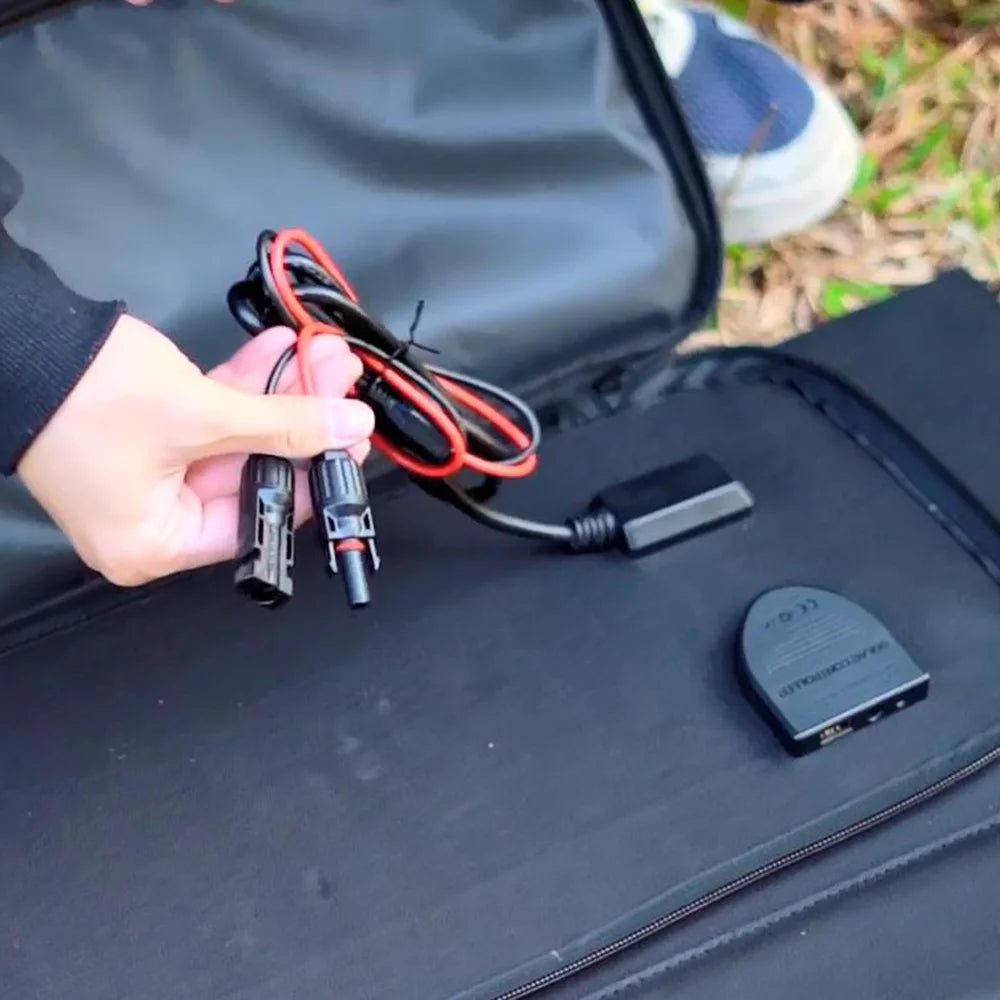 700W 606Wh Portable Power Station with 140W Foldable Solar Panel J174390
