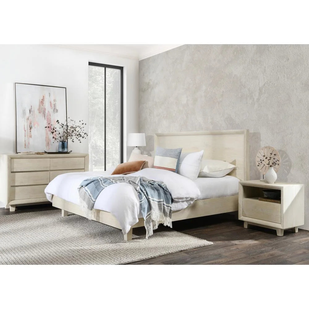 White Mango Wood Queen Bed D18289