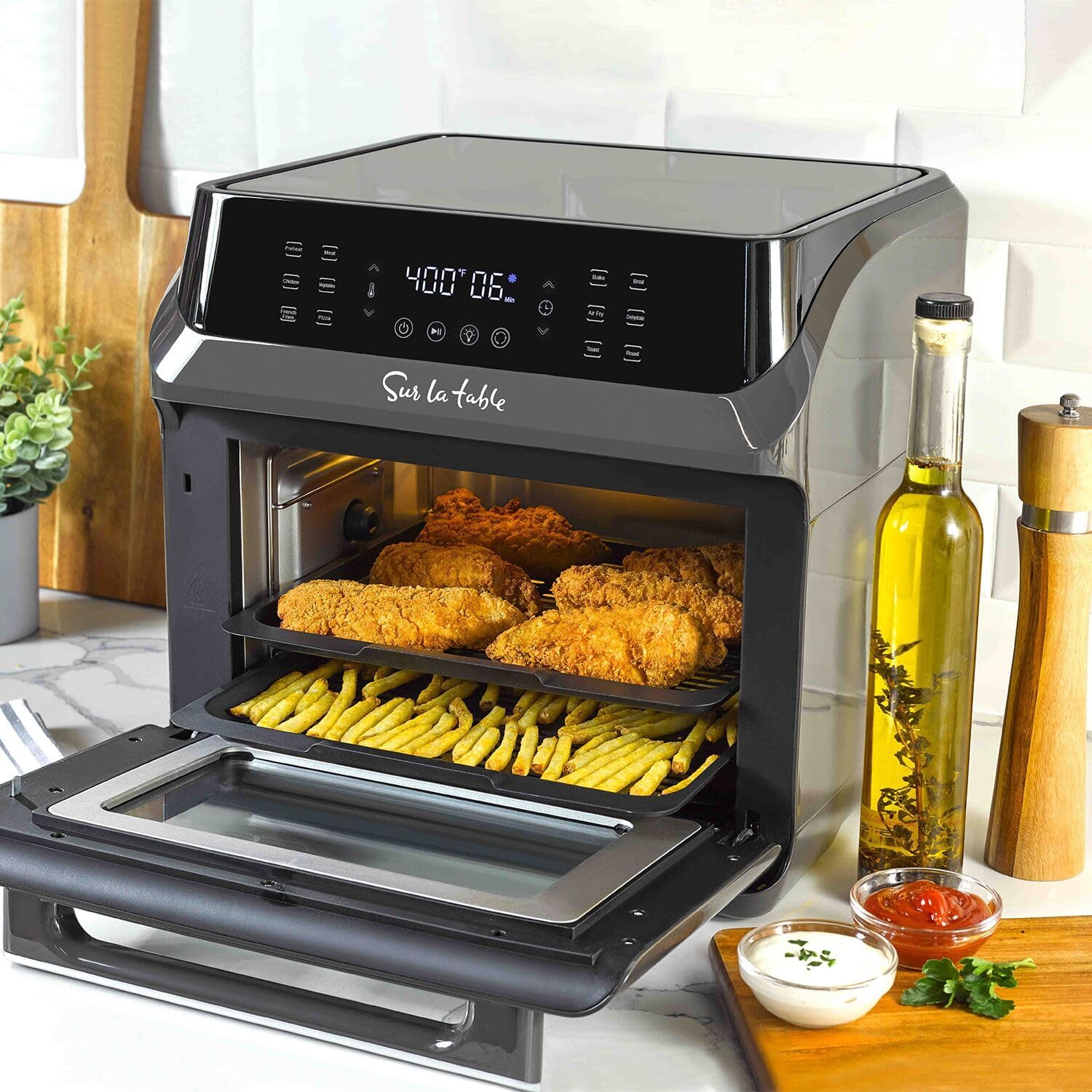 16 Qt Air Fryer Oven with 12 in 1 Functions, 7 accessories, Black E18902