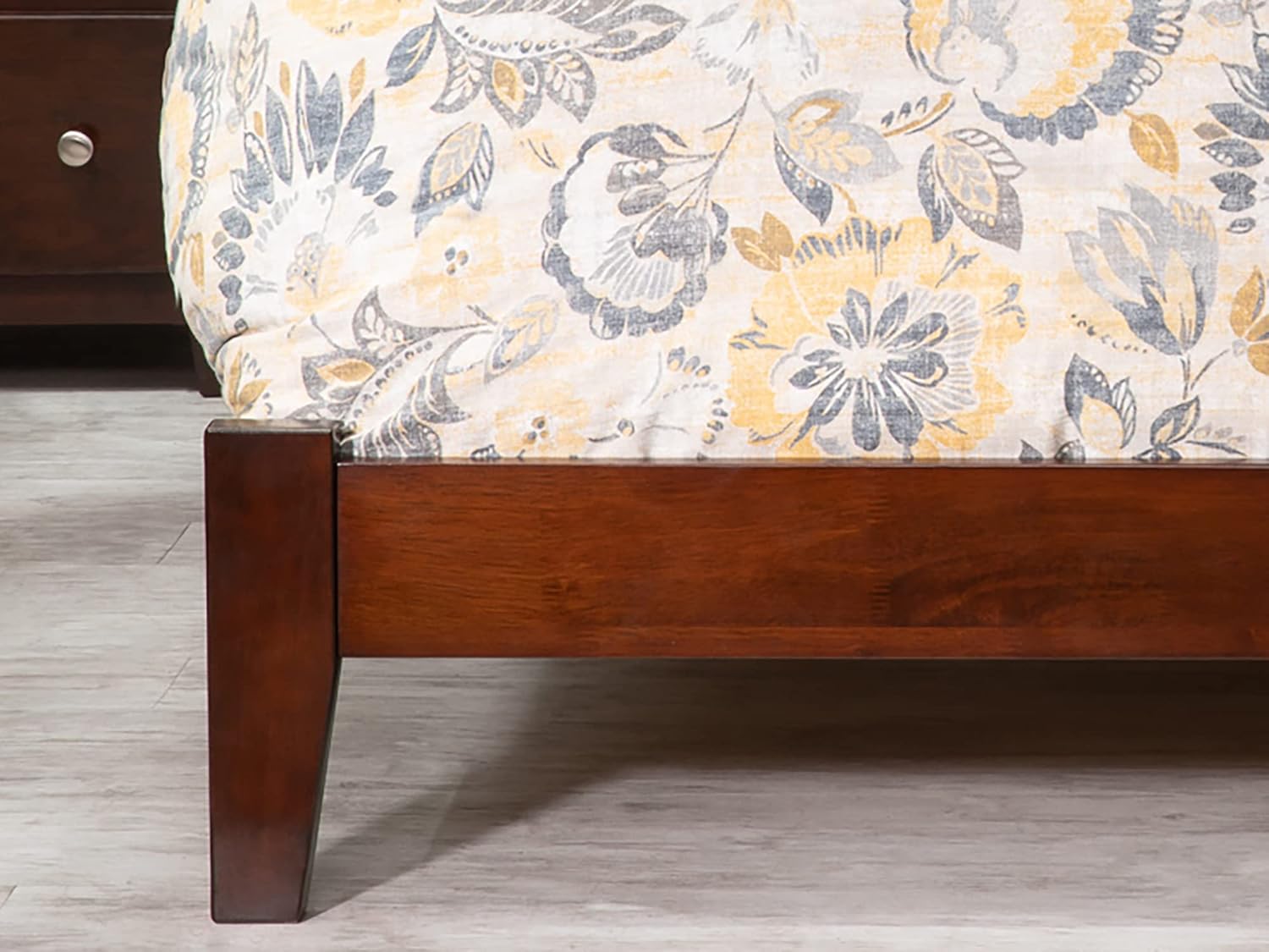 King Walnut Wood Platform Bed F6715