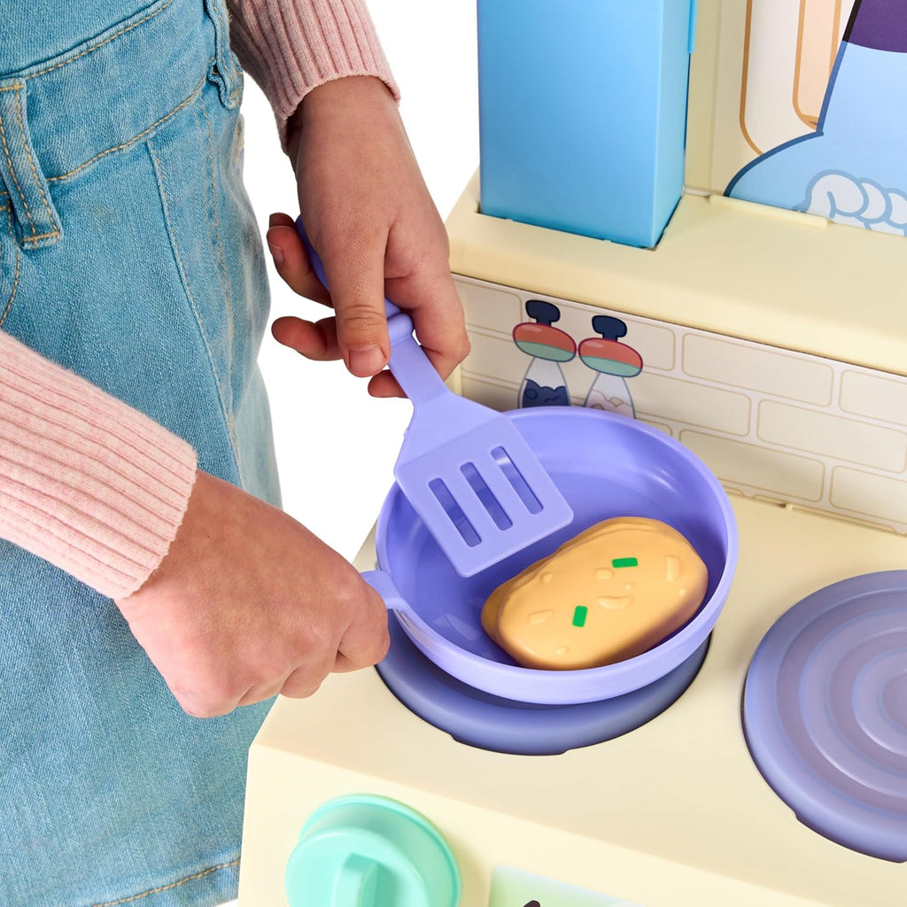 Cook with Chef Kitchen Playset with 20 Play Pieces P687