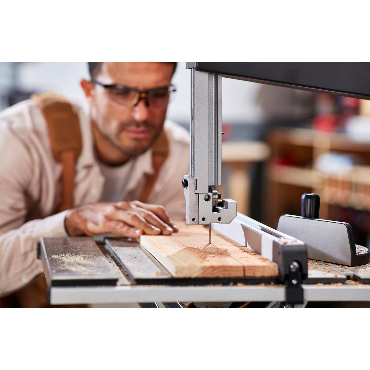 14 in. Stationary Wood Cutting Band Saw W830