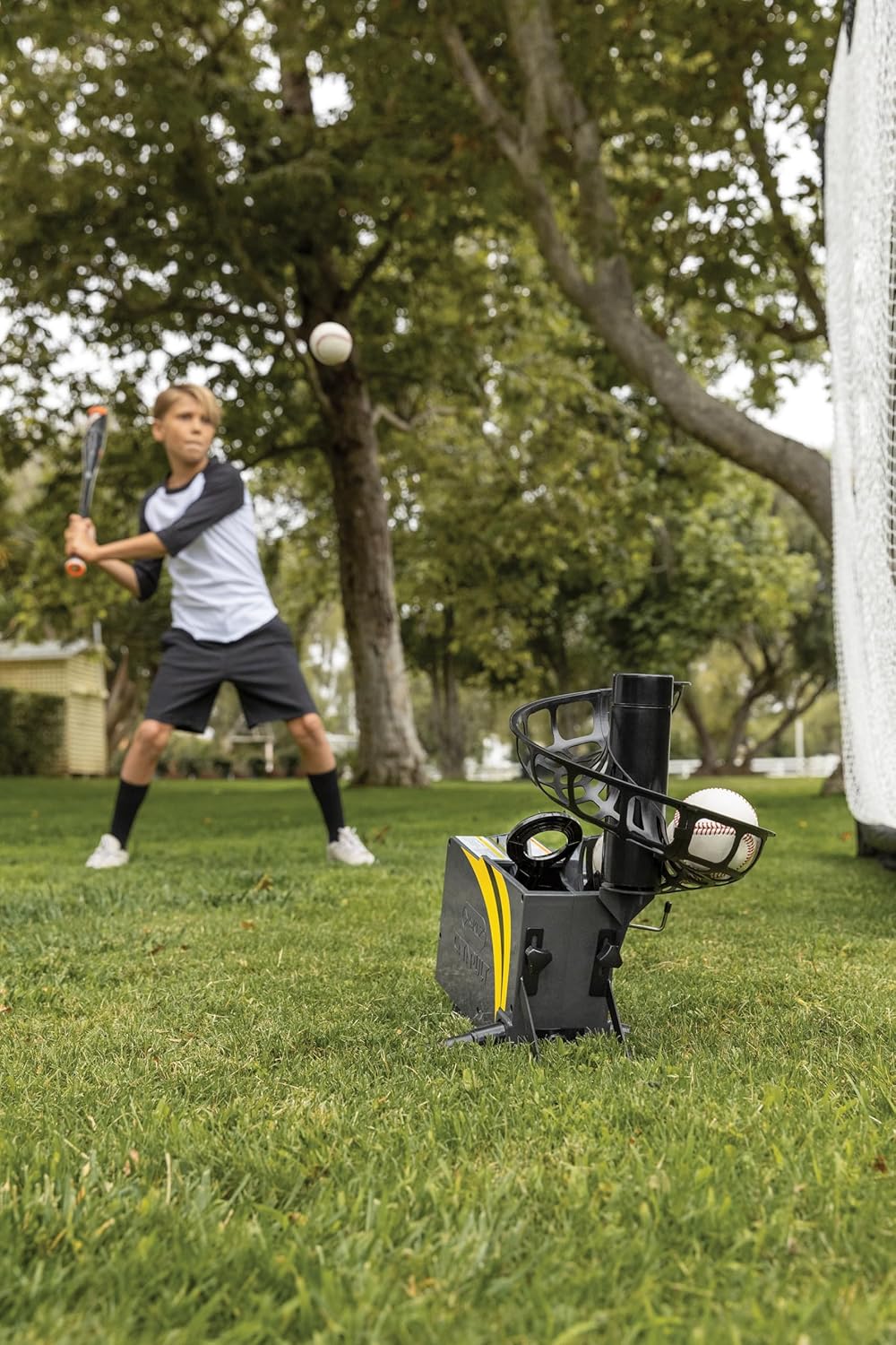 Soft Toss Pitching Machine and Vault Net Bundle H29315