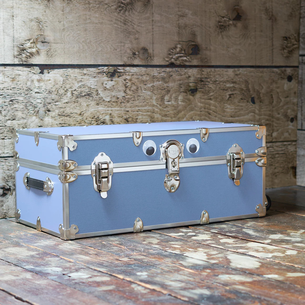 Large Leather Embossed Vinyl Trunk with Removable Wheels 32"x18"x14" (Black) P345