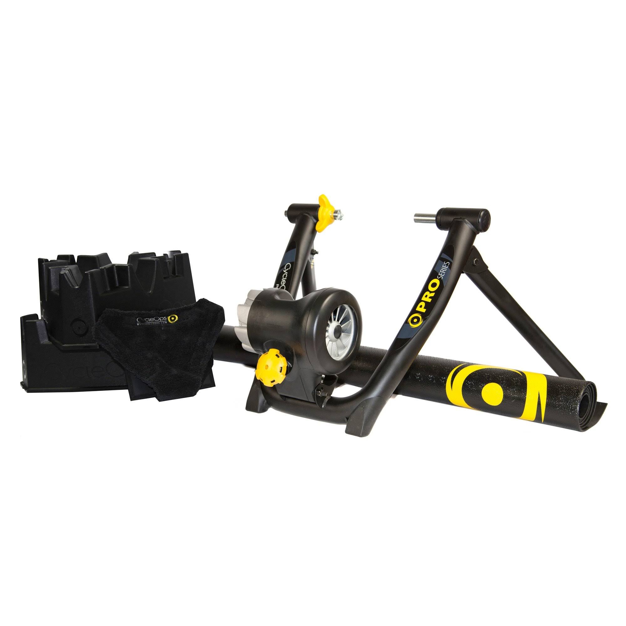 Winter Training Kit Y2649